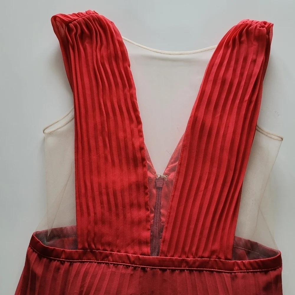 Bebe red ombre pleated double  split illusion bodice formal evening gown - Picture 4 of 13